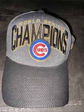 New Era Chicago Cubs Gray and Black Champions Hat